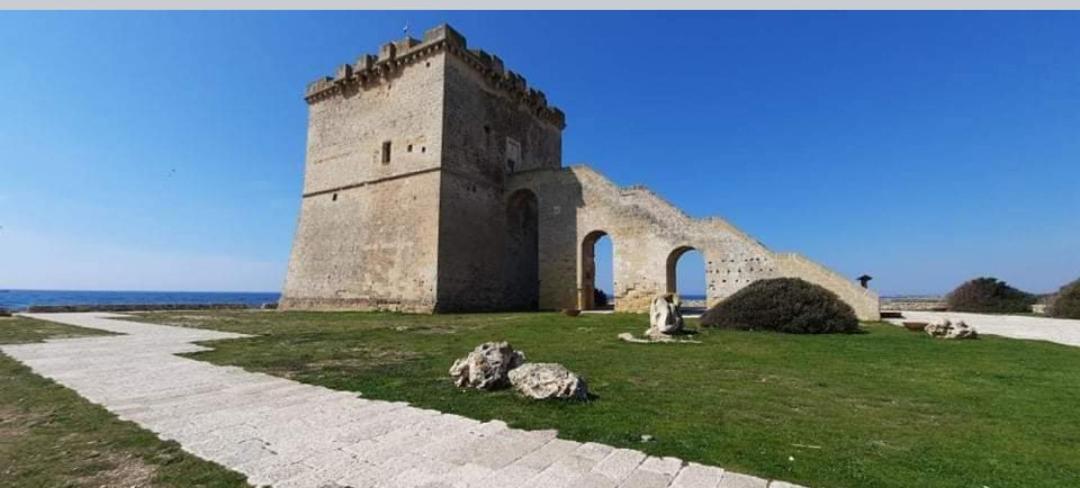 Casa Vacanze Campi Salentina Exterior photo